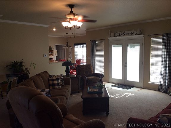 4th image of 16990 Country Dr