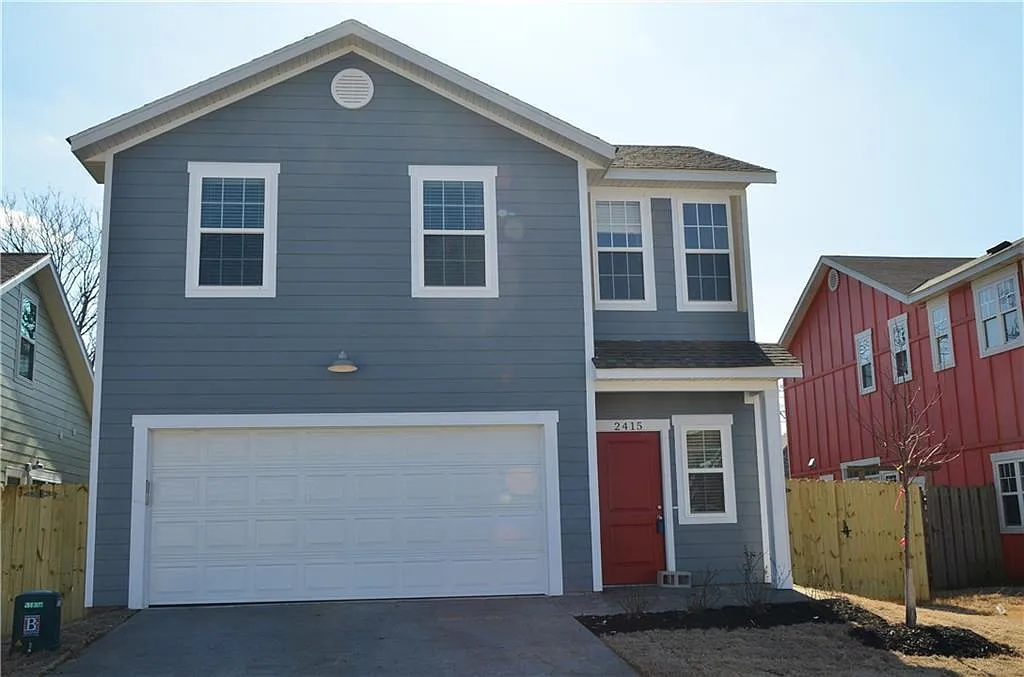 3 bed, 2.5 bath, 1350 sqft, $1,650 — Photo 1