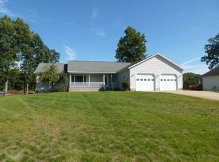 472 Escanaba Ln, Muskegon, MI