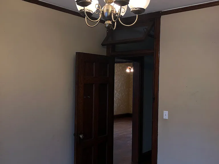 605 Forest Ave — Photo 9