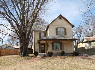 609 N 7th St, Neodesha, KS 66757