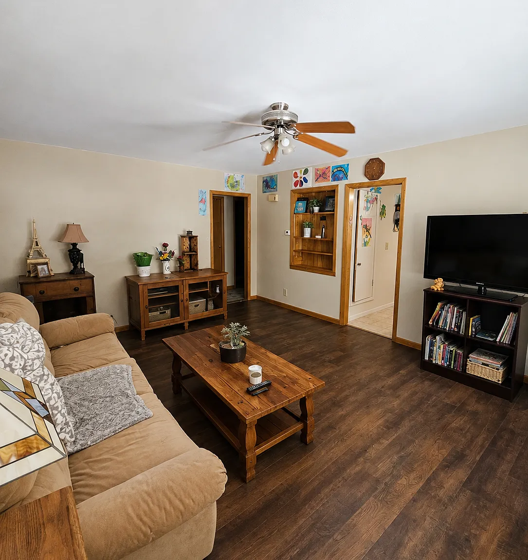 2 bed, 800 sqft, $1,200 — Photo 1