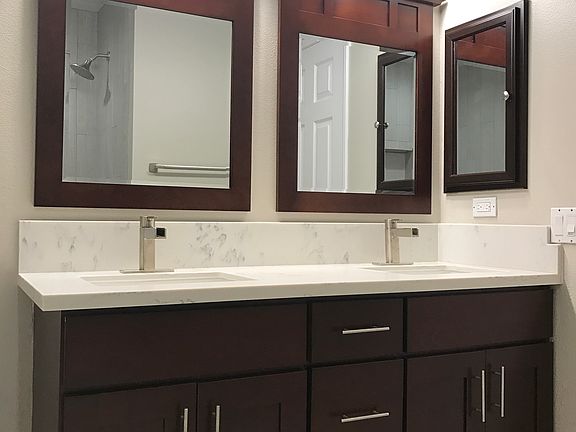 Guest Bathroom - Vanity