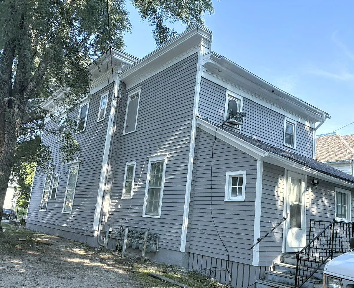2 bed, 995 sqft, $1,350 — Photo 3