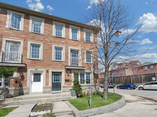 83 Odoardo Di Santo Cir, Toronto, ON M3L 0E9