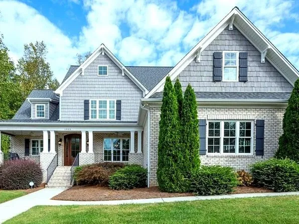 1953 Woodstock Rd, Clemmons, NC 27012