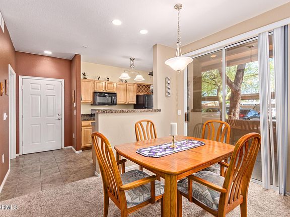 3rd image of 2929 W Yorkshire Dr Unit 1090