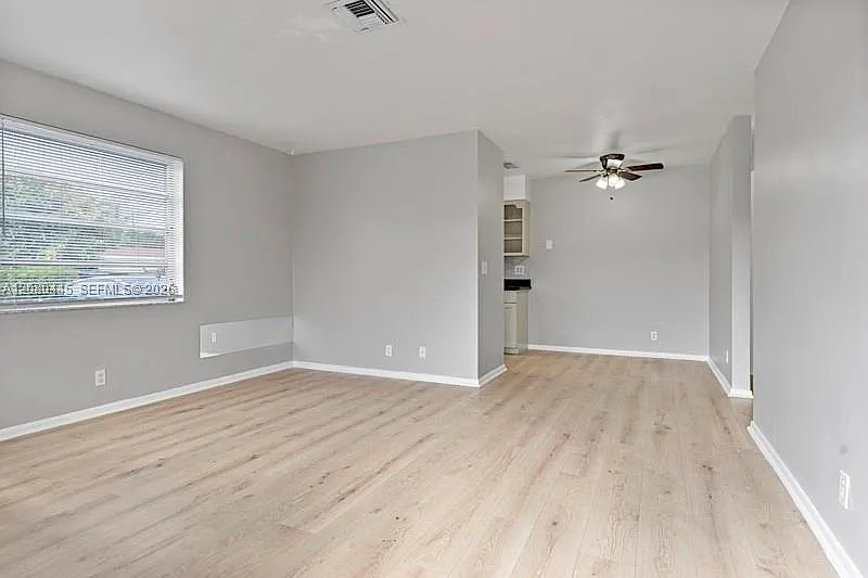 Arsi Condo — Photo 4