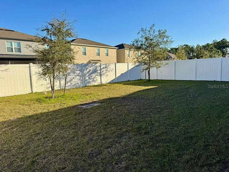 6833 Cranes Roost Rd — Photo 6