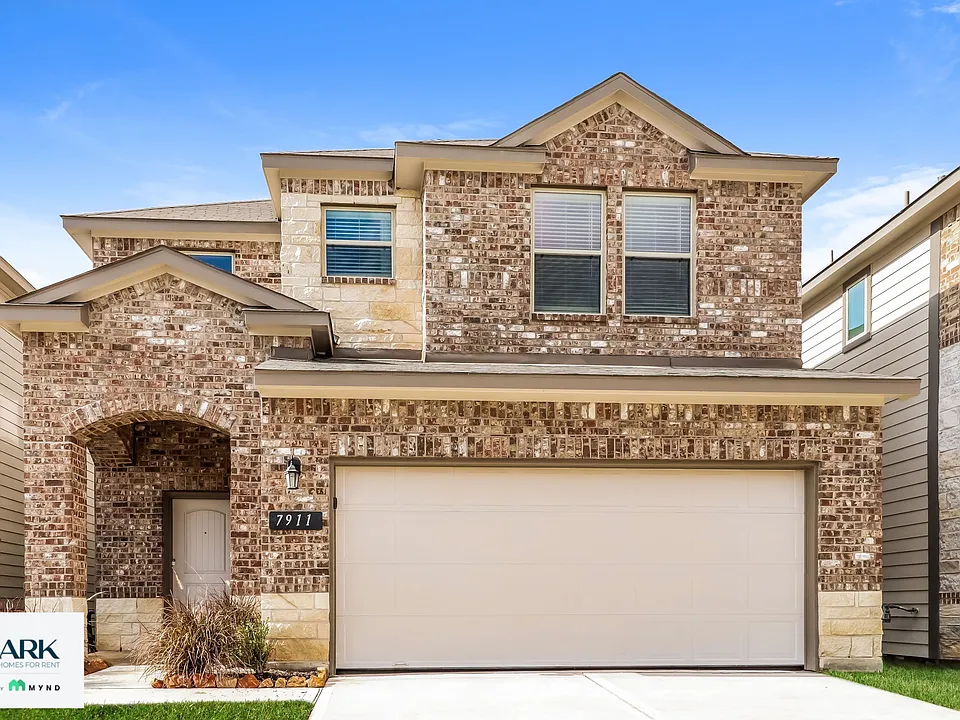 7911 Fijian Cypress Dr