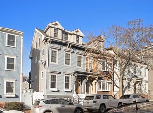 498 E 4th St #A, South Boston, MA 02127