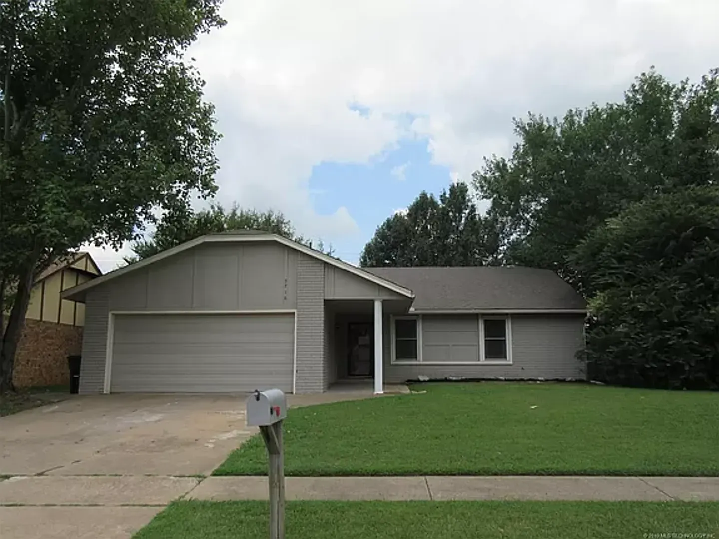 Cute 3 bed 2 bath in Broken Arrow — Photo 1