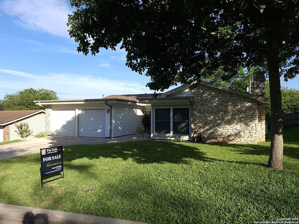 1st image of 7722 Village Oaks Dr