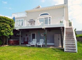 338 W 4th St, Ship Bottom, NJ 08008