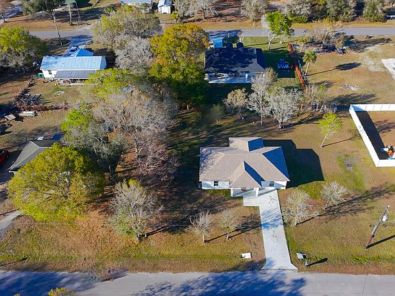 2nd image of 7757 NW 82nd Court