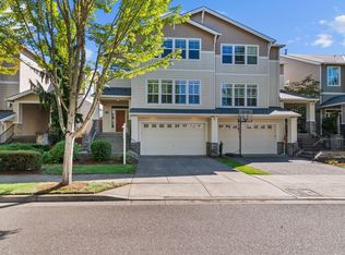 15640 SW Snowy Owl Ln, Beaverton, OR 97007