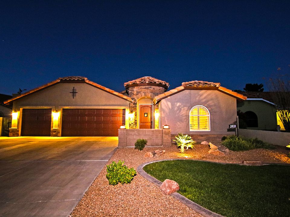 1st image of 2810 Golf Dr