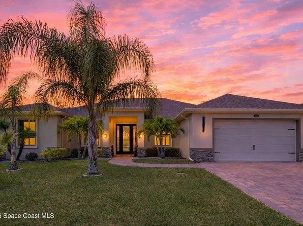 840 Hawks Ridge Ct NE, Palm Bay, FL 32905
