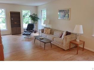 408 Sharon Rd, Chapel Hill, NC 27517