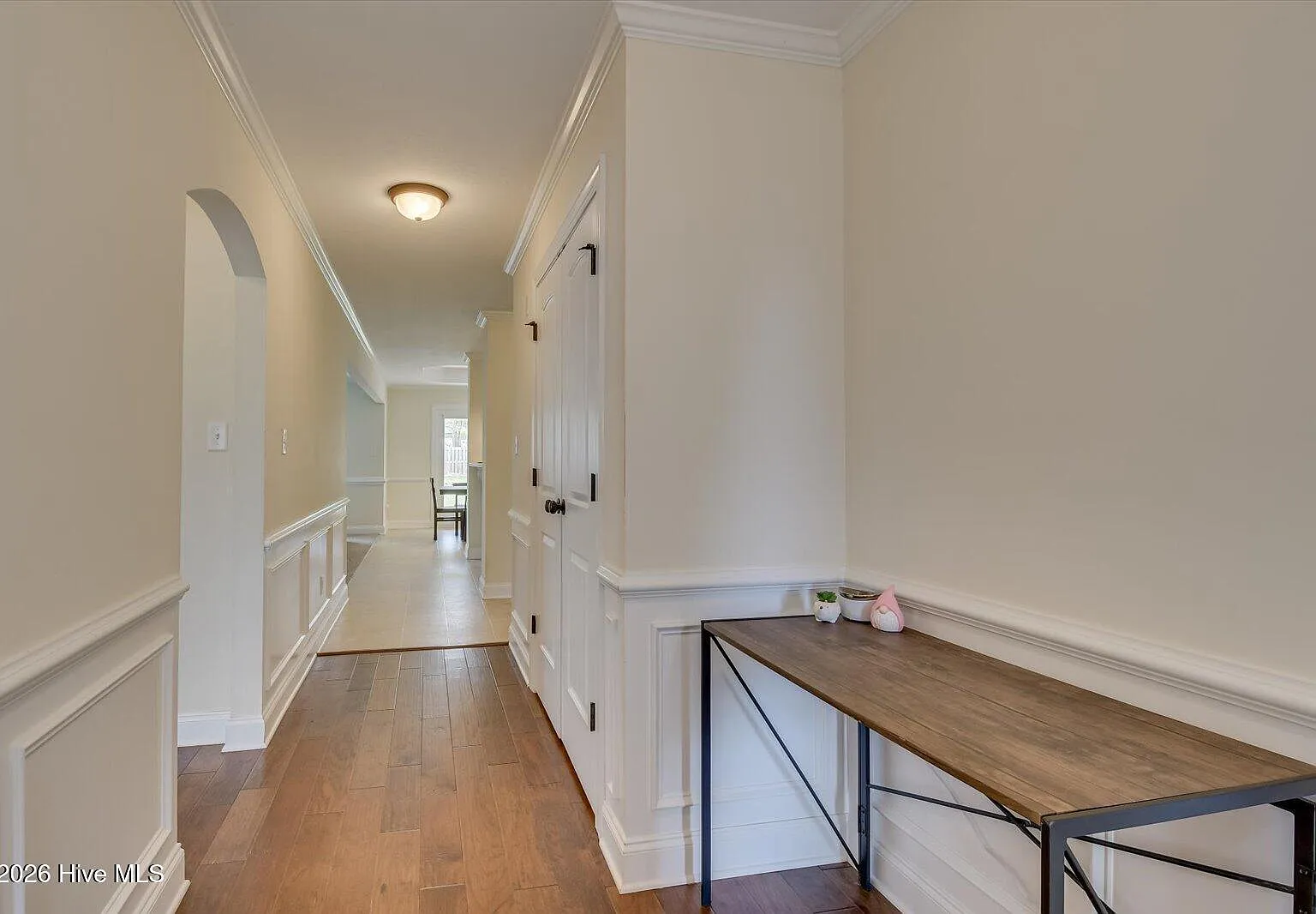 3 bed, 2.0 bath, 1674 sqft, $1,900 — Photo 4