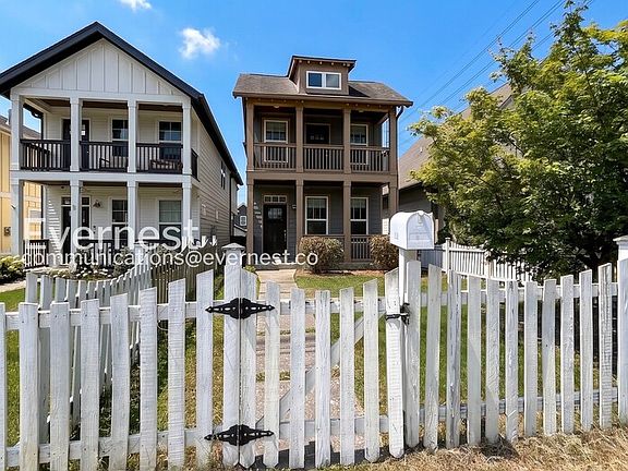 3rd image of 6213B Louisiana Ave