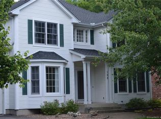 102 Beckwith Hill Dr, Salem, CT 06420