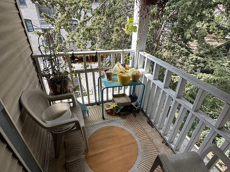 708 Holly Ave #4 — Photo 13