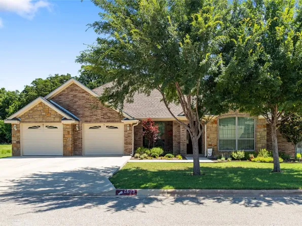 2803 Grey Fox Trl, Brownwood, TX 76801