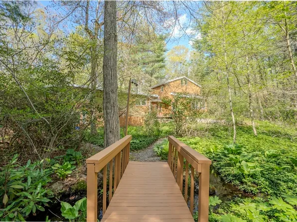 57 Turning Mill Rd, Lexington, MA 02420