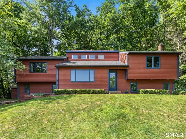 69 Fox Ridge Lane, Tolland, CT 06084