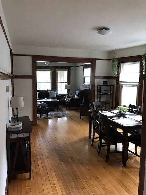 2 bed, 1157 sqft, $2,350 — Photo 4