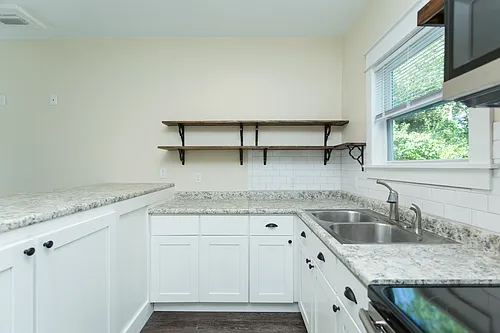 1500 Dacron Dr Photo 1