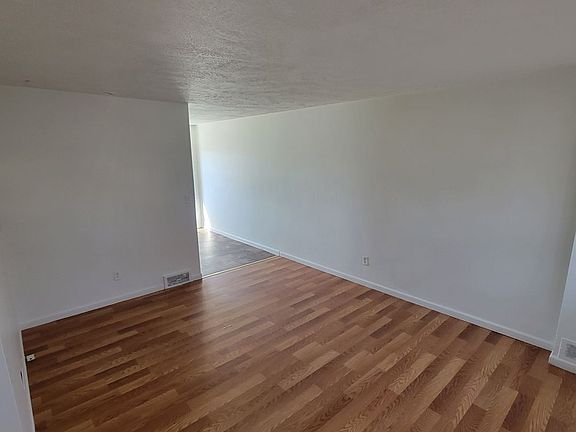 3rd image of 1228 26th St