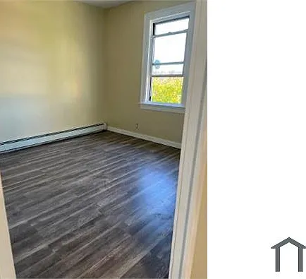 171 Beach 25th St #B — Photo 6