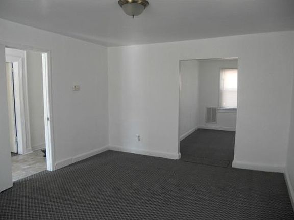 4th image of 2227 Marshall Ave
