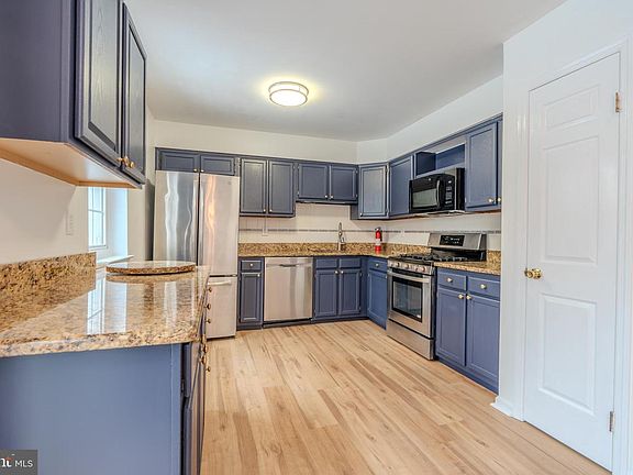 2nd image of 237 Lawndale Ave