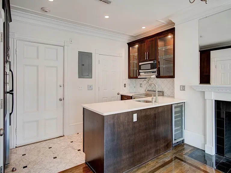 395 Marlborough St #7 — Photo 3