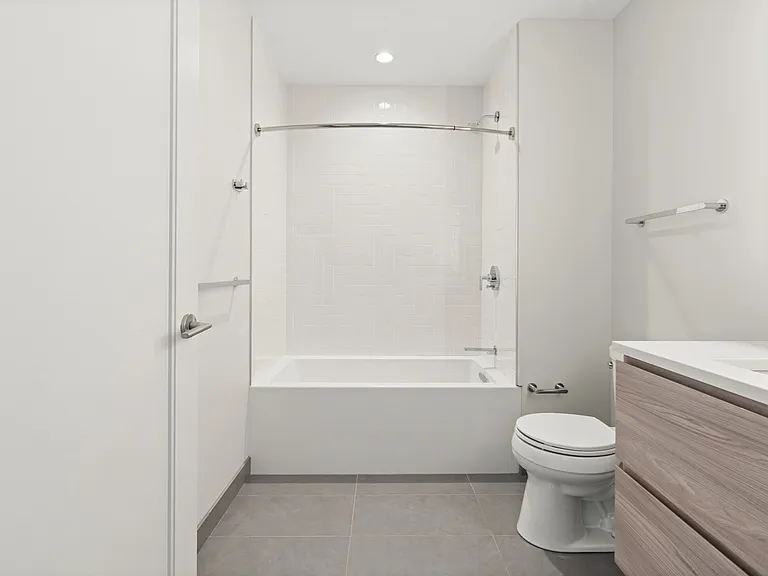 133 Seaport Blvd #1509 — Photo 10