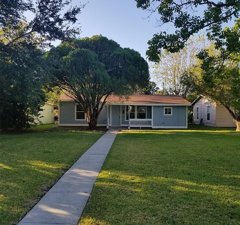 1st image of 807 15th Ave N