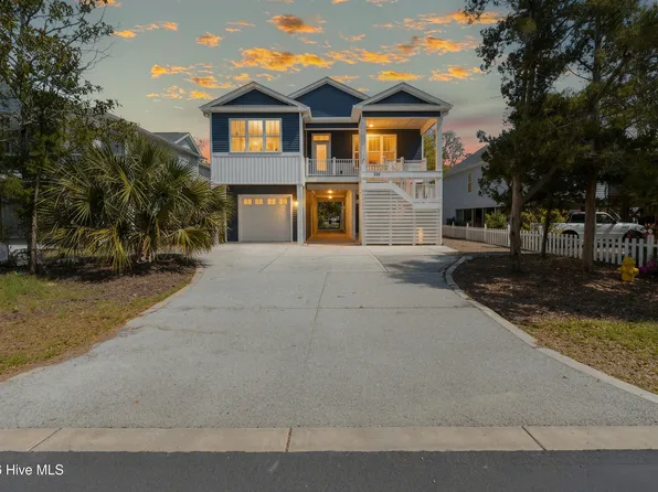 228 NE 38th Street, Oak Island, NC 28465