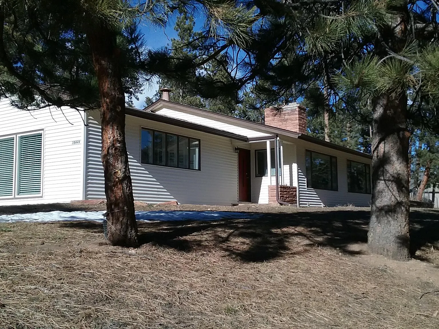 3 bed, 2359 sqft, $2,995 — Photo 1