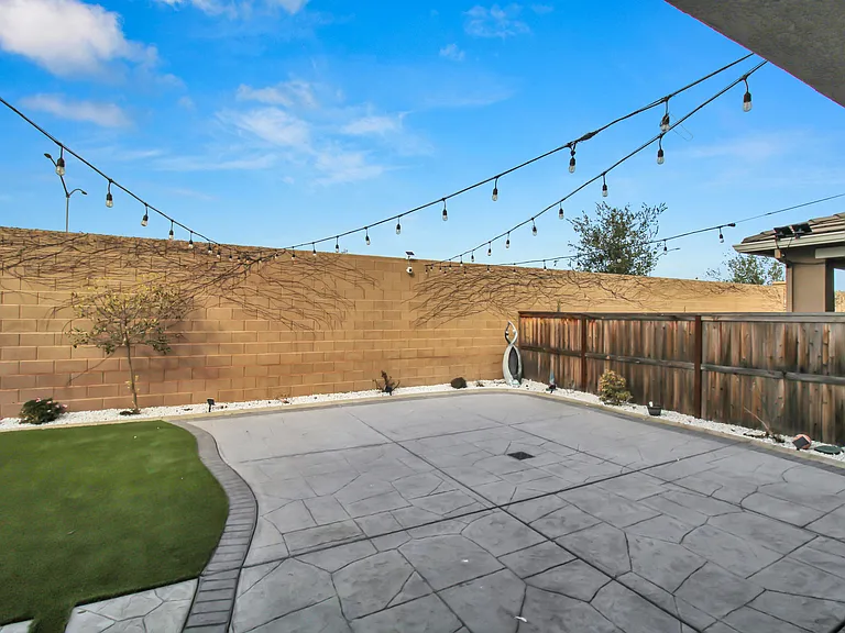3843 Stanwick Ave — Photo 12