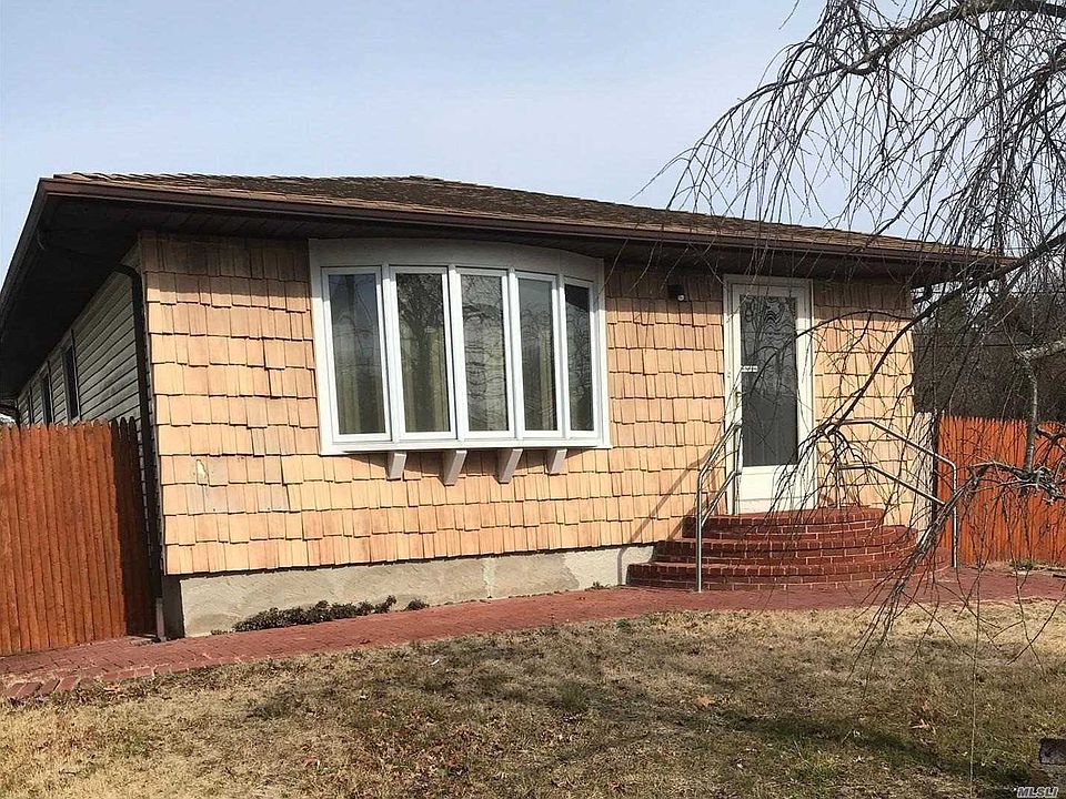 2nd image of 15 Green Ave