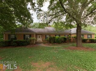 1051 Twin Lakes Rd, Athens, GA 30606