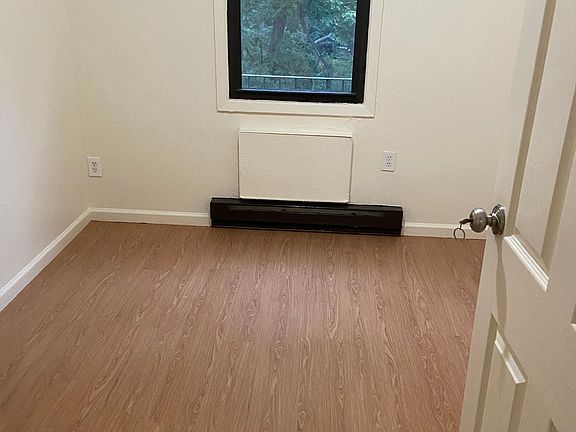 3rd image of 1315 Bell Blvd APT 2