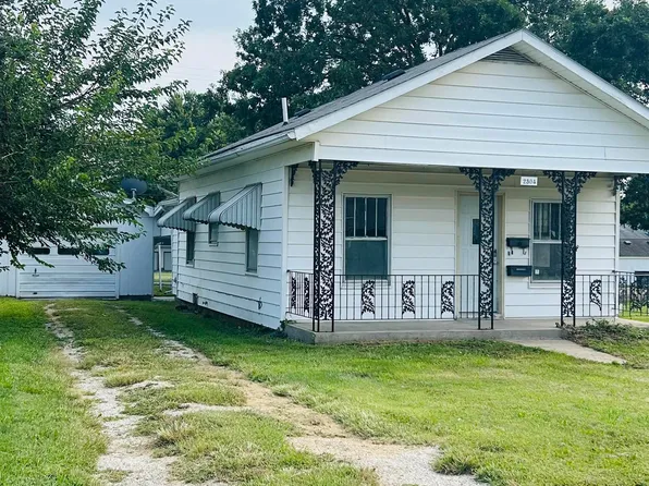 2304 E Broadway Blvd, Sedalia, MO 65301