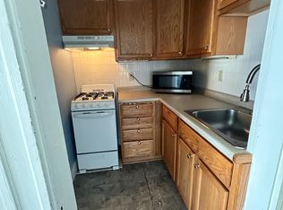 25 Portland St #6, Haverhill, MA 01830