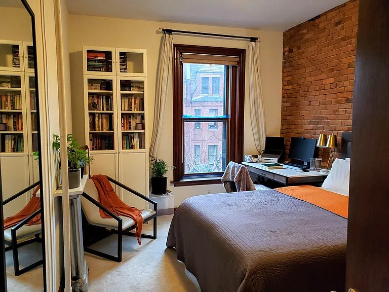 9 Durham St #2 — Photo 1