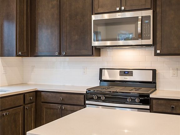 5th image of 2638 S 120th St
