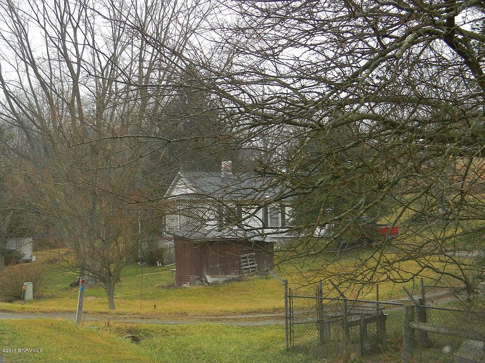 2nd image of 2821 Mud Pike Rd